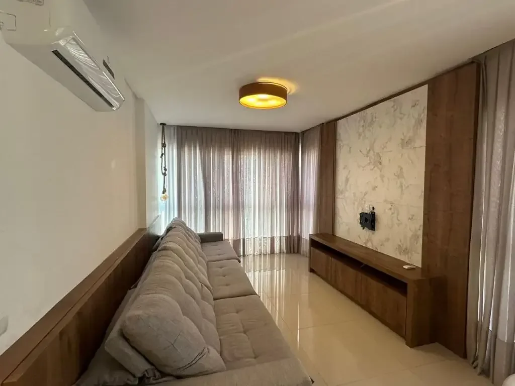 Foto 2 de Apartamento Mobilado com 3 Suítes no Centro de BC – Entre a Av. Brasil e a Terceira Avenida, Tranquilidade Total e Lazer Completo