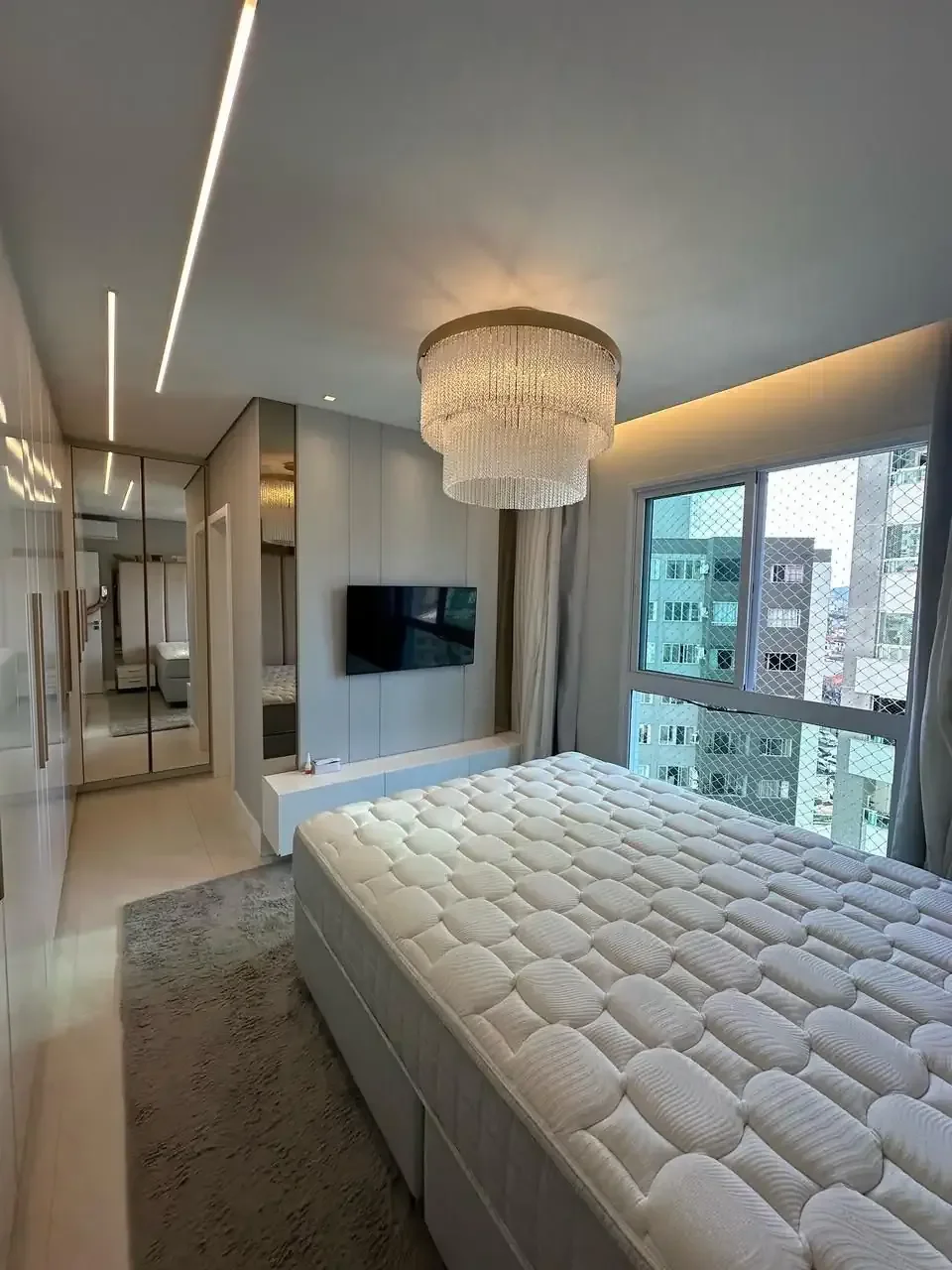 Foto 17 de Apartamento com 4 Quartos e 2 Suítes no Centro de BC – 132m², Mobilado, Rua Reta ao Mar e a Poucos Passos da Terceira Avenida