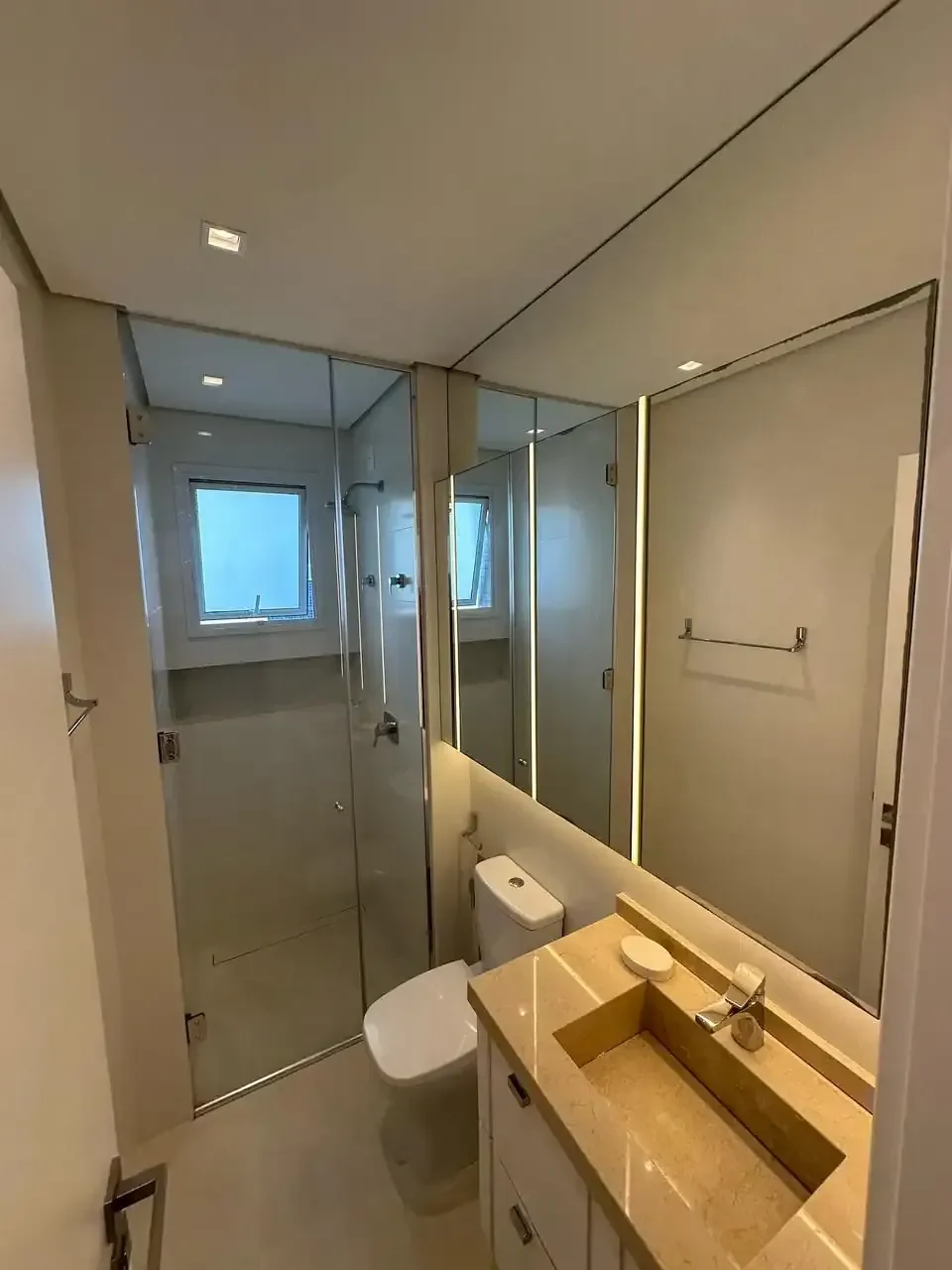 Foto 19 de Apartamento com 4 Quartos e 2 Suítes no Centro de BC – 132m², Mobilado, Rua Reta ao Mar e a Poucos Passos da Terceira Avenida